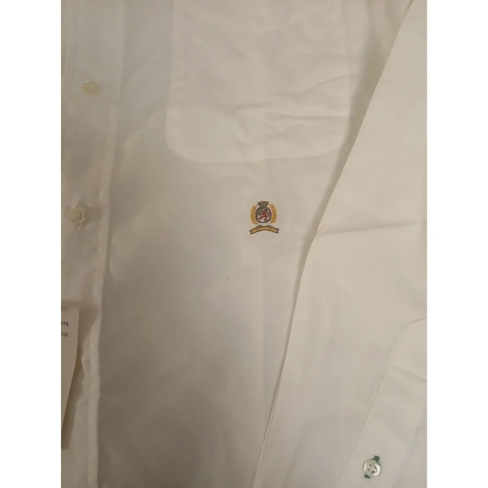 Vintage '90's Tommy Hilfiger White Button Down Shirt Size 16.5-34/35 Lion Crest - Picture 2 of 8